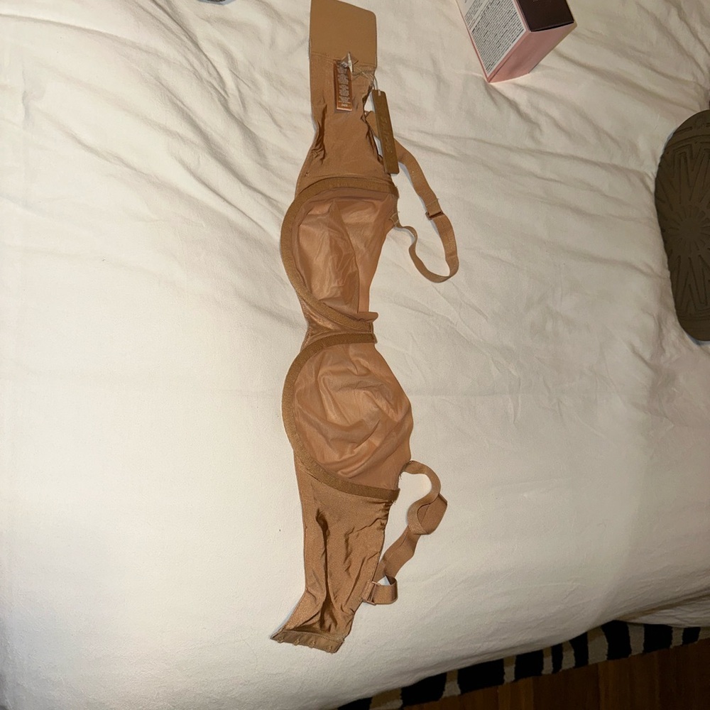 NWT Skims balconette bra